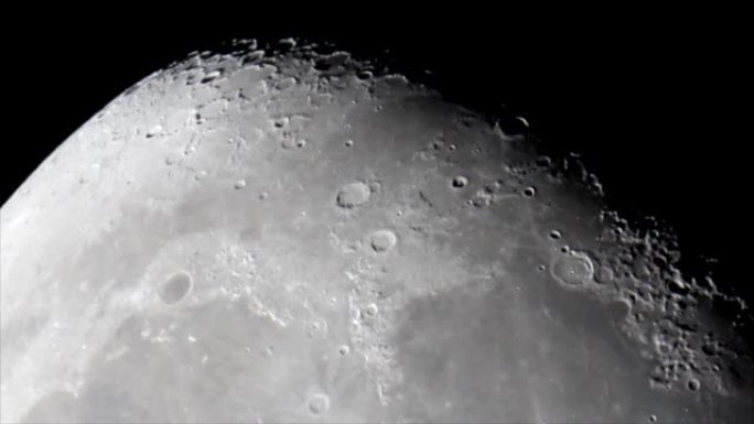 月面母马Imbrium (阵雨之海)