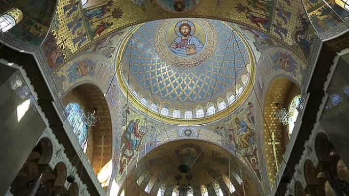 喀琅施塔得圣尼古拉海军主教座堂穹顶上的绘画