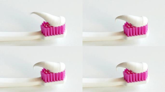 口腔卫生中牙膏和牙刷的选择
