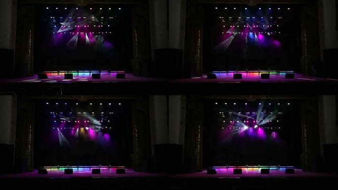 音乐会上的五彩聚光灯。舞台灯