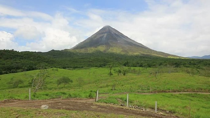 哥斯达黎加的阿雷纳尔火山