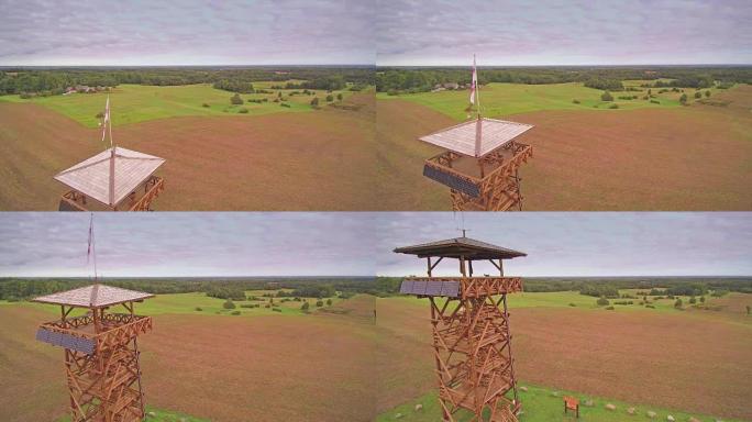 农场边缘的木制钟表塔