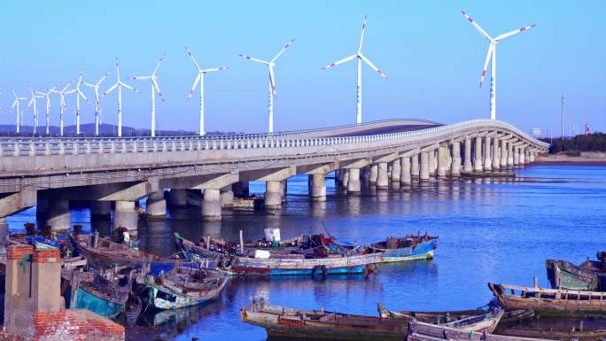 公路最美海岸风力发电机海船