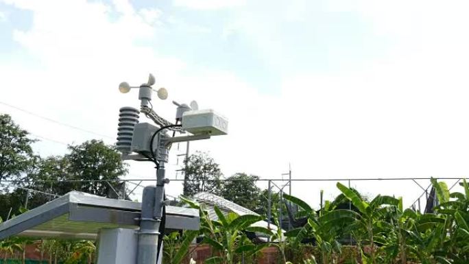 风速计和气象气象站，用于监测农田的风速，湿度