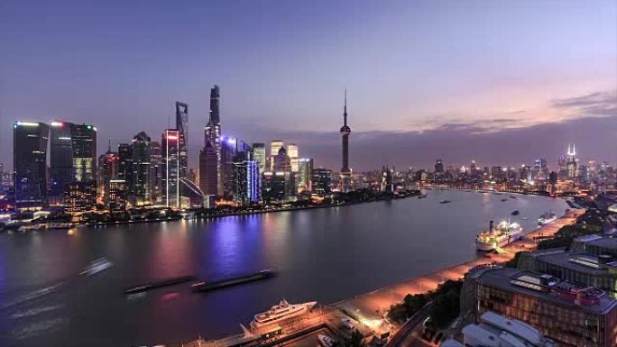 上海天际线和城市景观的昼夜流逝