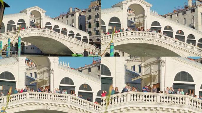 意大利威尼斯运河的桥上有很多人