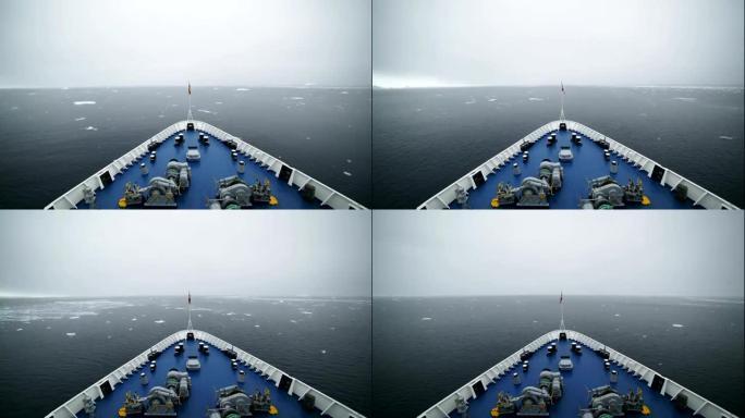 延时: 进入南极半岛勒梅尔海峡的游轮