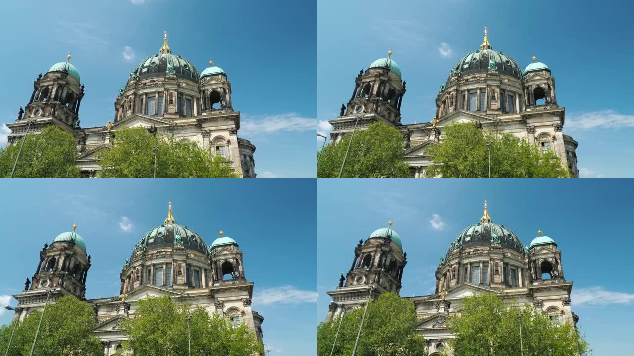 柏林的景点 -- 著名的柏林大教堂