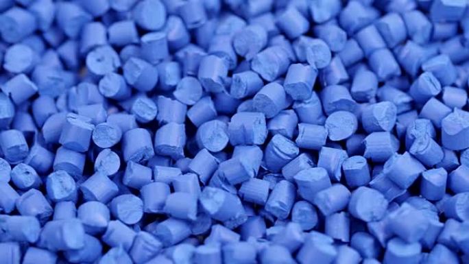 蓝色聚合物颗粒