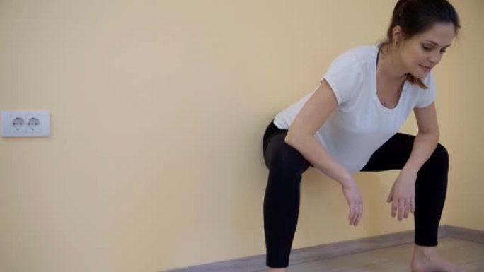 孕妇锻炼瑜伽
