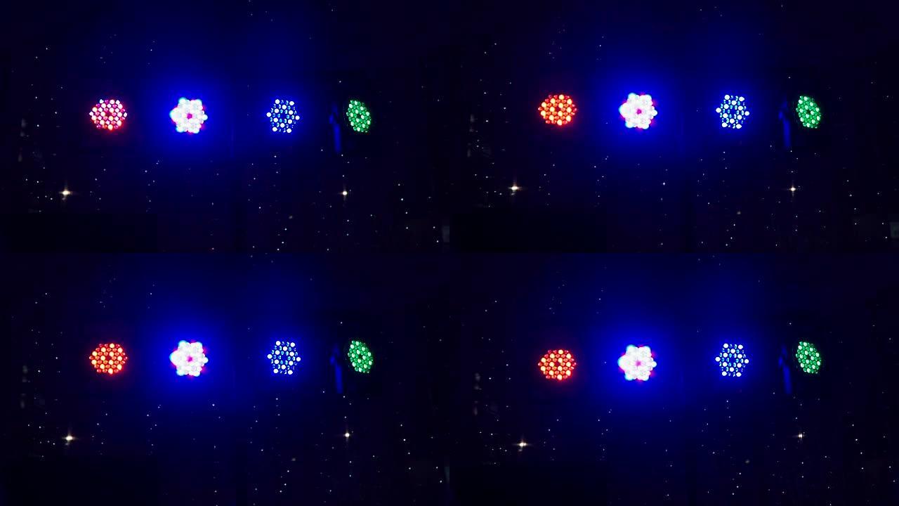 柜台上的五彩灯笼通过各种颜色传输