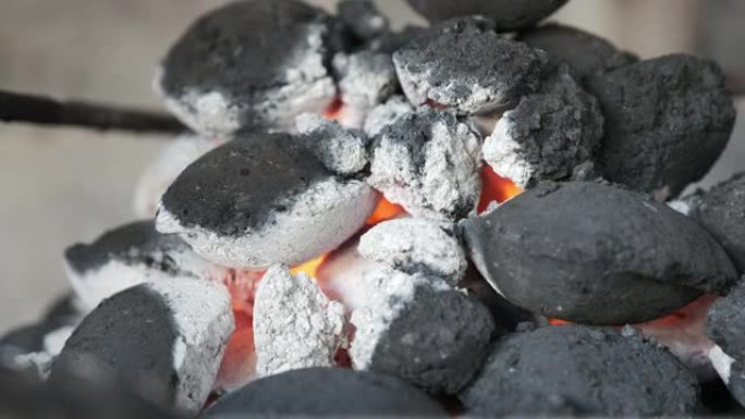 燃烧的热煤