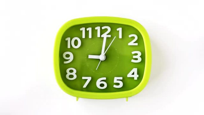 绿色时钟，白色背景上有白色数字和箭头，延时