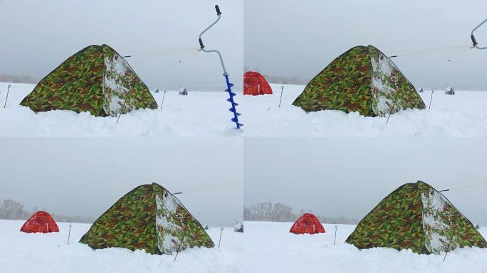 西伯利亚的冬季捕鱼-俄罗斯新西伯利亚Ob水库冰上的渔民帐篷