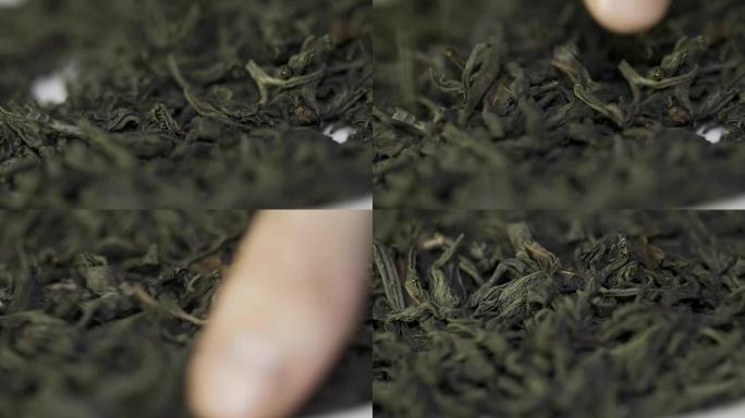 红茶。泡茶。中国茶。各种口味。分散焊接。干花瓣茶背景