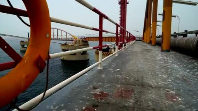 液化天然气运输船码头