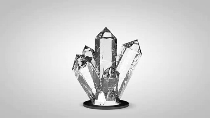 现实的3D钻石水晶石在白色背景上旋转。计算机渲染动画无缝循环。