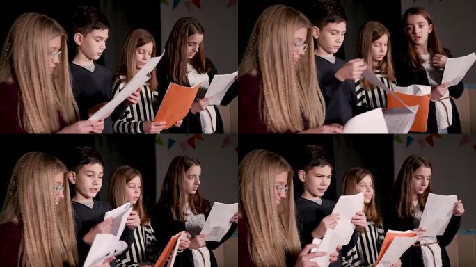 学校戏剧团体排练