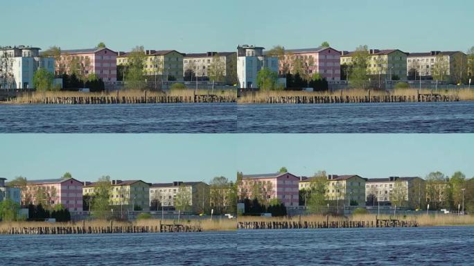 帕努爱沙尼亚河边的砖房