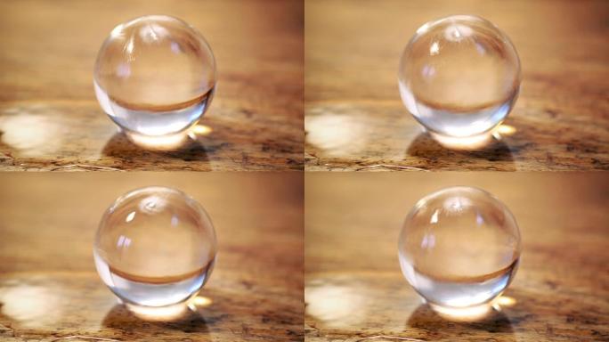 流水玻璃球的电影图