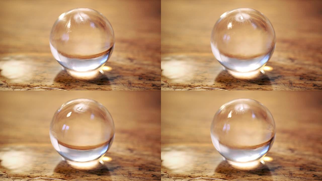 流水玻璃球的电影图