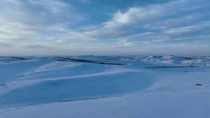 大兴安岭丘陵地带雪野风景