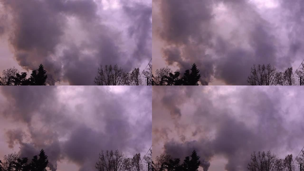 天空中的烟云。