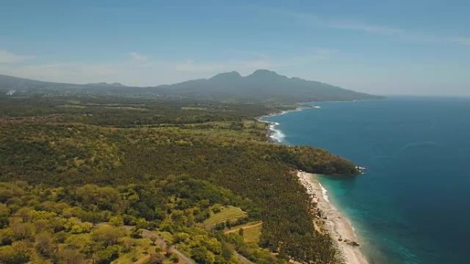 热带景观、海洋、海滩、山脉