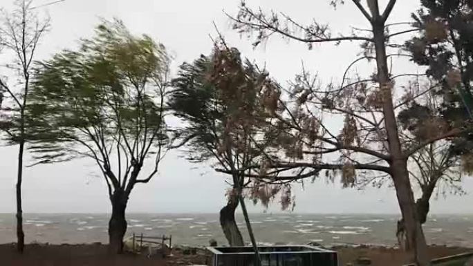 伊兹尼克湖的风暴