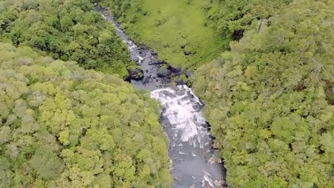 Caracol Falls in Canela，RS，巴西