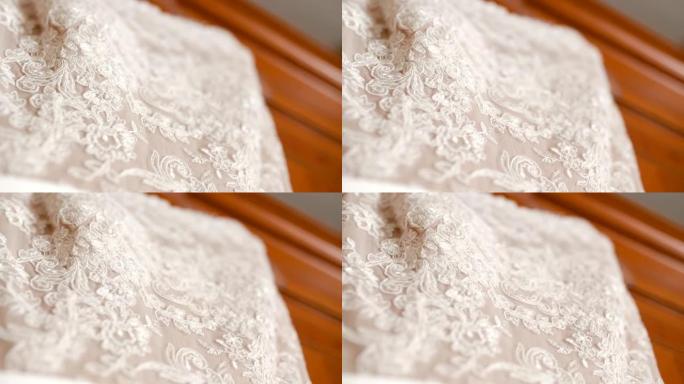 美丽的白色婚纱细节。