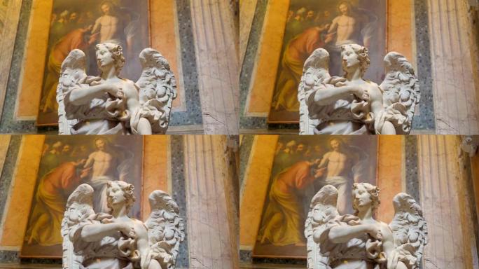 意大利罗马万神殿教堂内的天使雕像