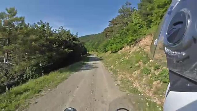 Enduro摩托车骑行观点视点