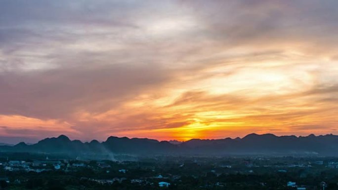 泰国米台和村庄日落时的山景背景。延时视频