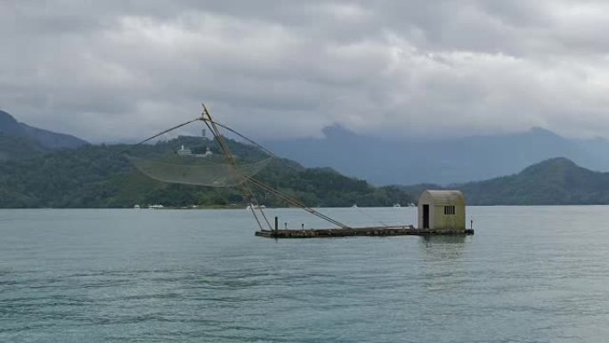 台湾日月潭本地渔船