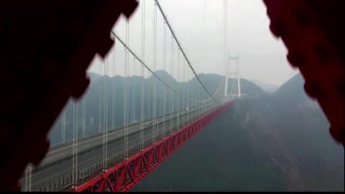 特大型悬索桥垂直景观