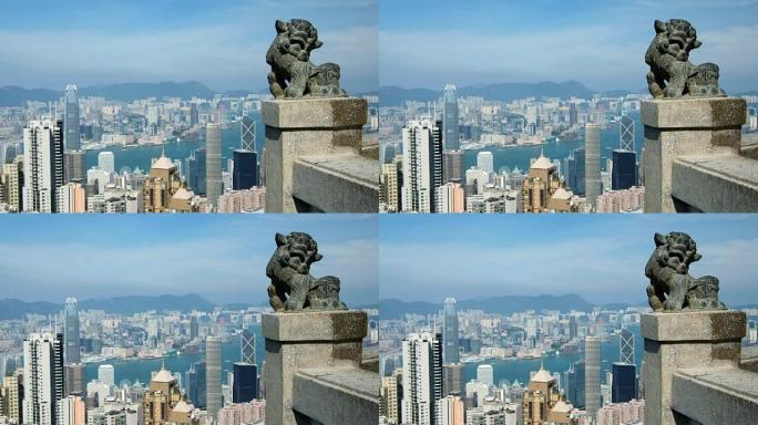 太平山的中国狮子雕像是香港著名的视点