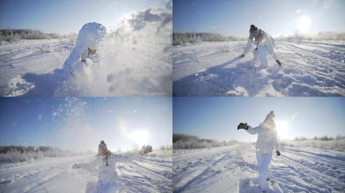 情侣在雪地里玩耍