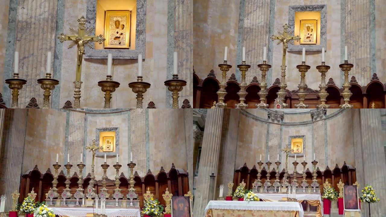 意大利罗马万神殿中耶稣受难像侧面的三支白色蜡烛