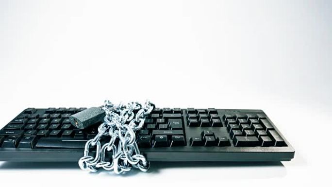 计算机键盘链接，网络安全隐喻