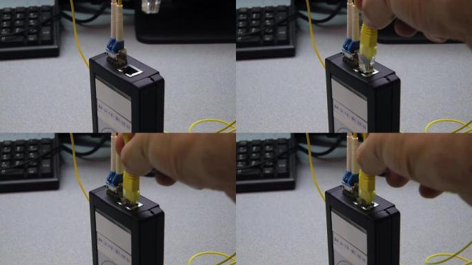 IT工程师在经过测试的设备中插入库珀跳线