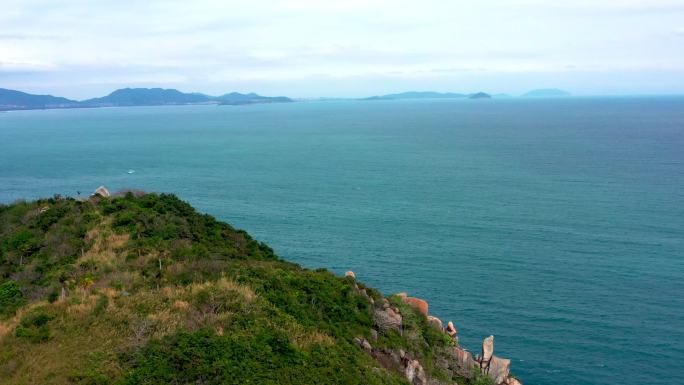 俯视大海，海岸线，碧绿的海洋