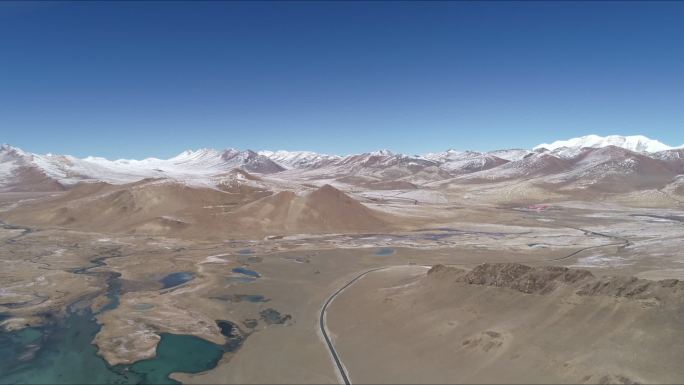 西藏 浪卡子 雪山 湖水 航拍