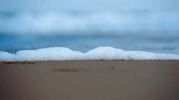 海洋环境污染 阴天海水 台风来临前海水