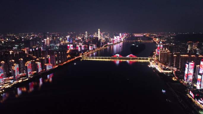 长沙北辰三角洲附近夜景