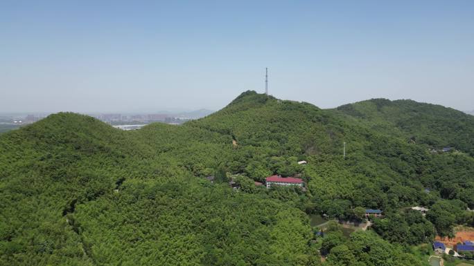 航拍大山绿化树木镜头