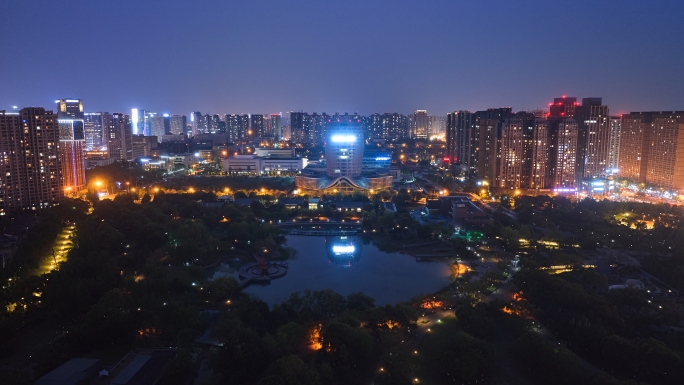 成都大源中央公园夜景