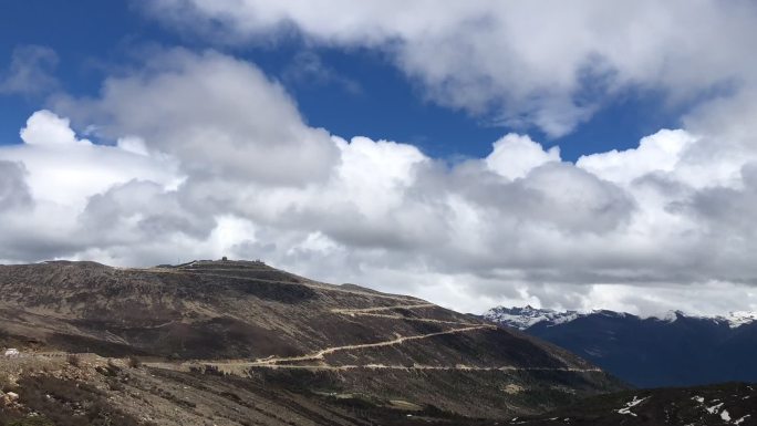 西藏色季拉山春季白云延时摄影