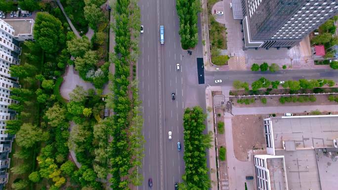 俯视角度航拍城市道路