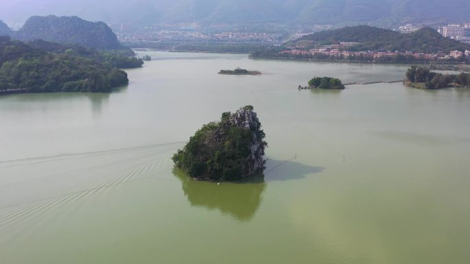 湖中孤岛独山航拍